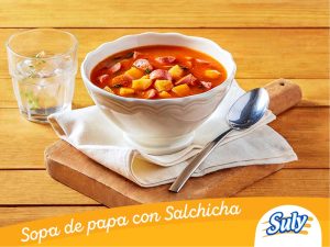 Sopa de papa con salchicha Viena Salmi